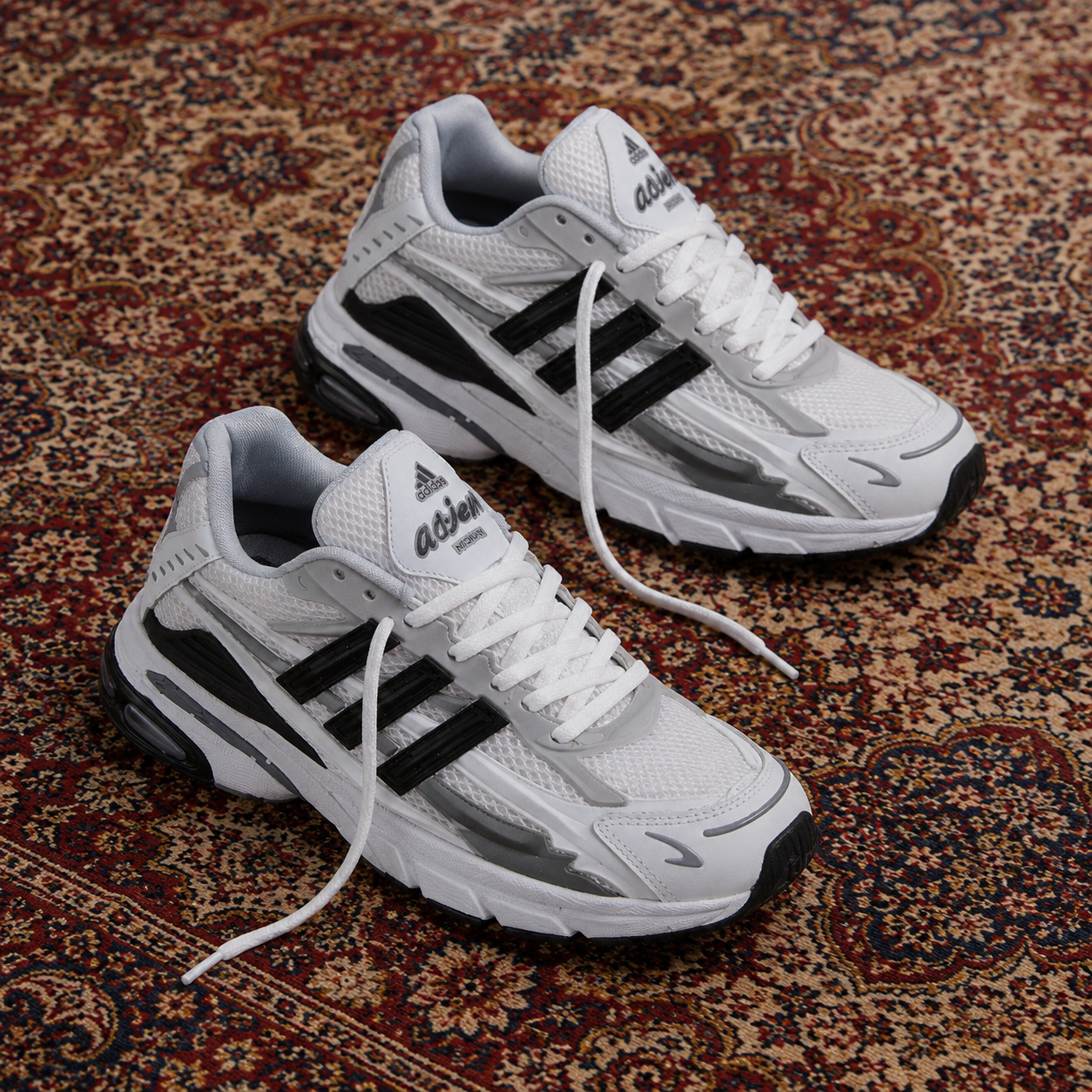 کتونی آدیداس Adidas مردانه سفید طوسی