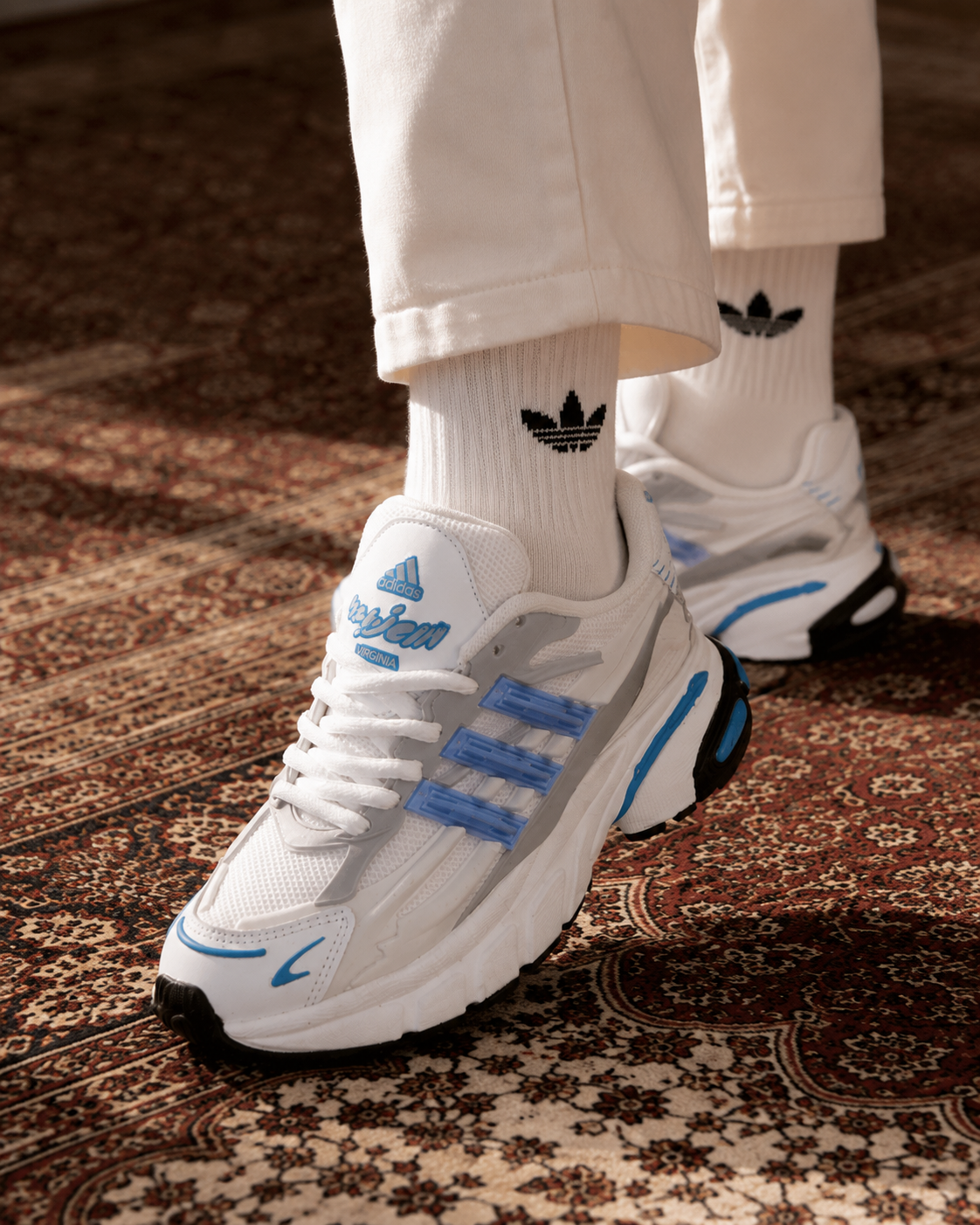کتونی آدیداس Adidas زنانه سفید آبی